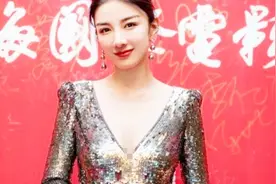 黄奕回忆痛苦记忆：女儿被黄毅清偷走，父亲住院，听完让人泪奔视频封面