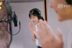 《浪花一朵朵》首爆主题曲MV，谭松韵熊梓淇“热恋”对唱甜到犯规视频封面