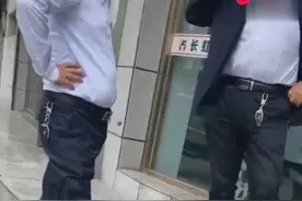 车钥匙这样挂。腰杆子也跟着硬了😎视频封面