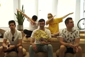中英文混合语说好听吗？看看老外怎么说视频封面