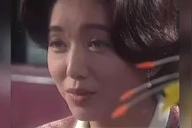 杨钰莹演唱的《江湖怨》唱出了江湖的爱恨情仇