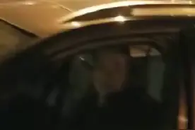 一个农行 行长  喝多了自己开车到交警队投案自首！视频封面