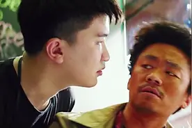 张大大友情客串，扮演咖啡馆的服务员，真是本色出演啊视频封面