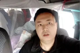 因为太帅在社会上做什么都没有优势，帅哥的苦没人懂！视频封面