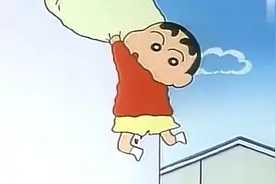 蜡笔小新中文版：小新晒被子从二楼掉下来？视频封面