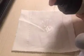 不能带上飞机地铁的发胶，你对它好奇吗，有没有什么发胶的小实验视频封面