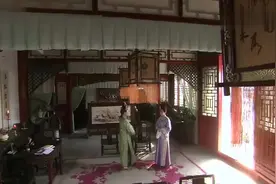 八福晋为了逗八爷开心，居然想让穿越女嫁给八爷，和她共侍一夫视频封面