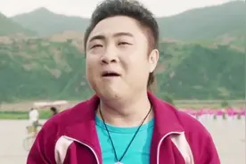 胖摄影也太不靠谱了，小伙摆了半天姿势，原来都是在浪费感情！