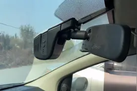 东风日产隐藏式行车记录仪，很多人不会用，详细视频教程来了视频封面