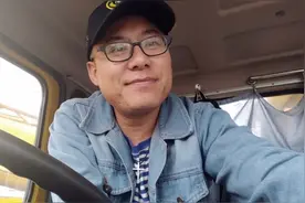 吊车型号上面的字母跟数字都代表什么？小伙来告诉你！视频封面