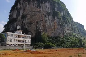 广西大新县城郊发展太快了，难道这里又要开发成一个住宅小区？视频封面