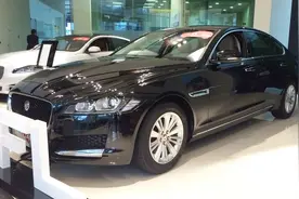 合资豪车被国产，官降13万还优惠，车长超5米不输BBA！视频封面