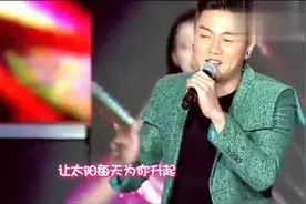 筷子兄弟 陈赫现场合唱《小苹果》，这调跑的不是一般的厉害！视频封面