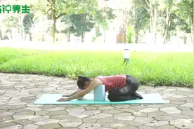 某段时间会心烦气躁？练习10分钟，刺激经络，排出毒素，平复心情视频封面