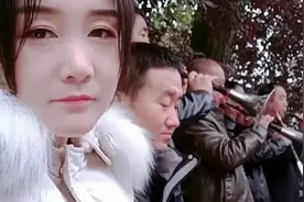 小伙业余时间实拍古色古韵的彬州过事唢呐，演奏的太动听了，视频封面