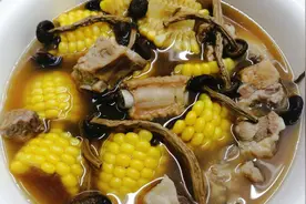 广东靓汤，茶树菇排骨汤好喝有营养，学会给家人做上一锅视频封面