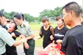 要是军人不幸牺牲，家属能拿到多少抚恤金？说出来你都不敢相信视频封面