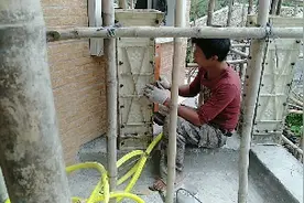 农村建新房，4个小阳台全部用欧式现浇围栏围起来，舒服！视频封面