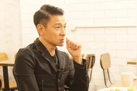 刘德华演唱《男人眼泪》，坚定刚强，正好呼应男人哭吧哭吧不是罪视频封面