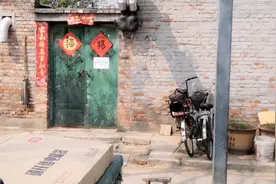 北京五环外距中关村，北大清华最近的城中村，贴满了有房出租信息视频封面