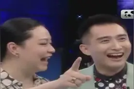 两边眼睛大小不等要注意，教授：是脑血管出现了问题！你注意了吗视频封面