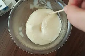 头皮屑像下雪一样，看看这个方法怎么样！视频封面
