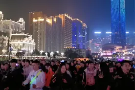 21世纪20年代最后两天，我们即将走进30年代，致敬我们逝去的青春