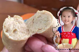 三分钟学自制火腿肠，不用模具，肠衣，做法简单，三岁女儿吃五根