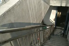 楼梯扶手制作，焊接全过程视频封面