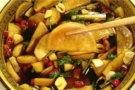 农村老奶奶传授的腌萝卜的秘制方法，老秘方老味道，酸辣又脆爽