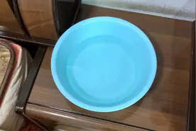 我家从来不点蚊香，清水加点它，房间里放一晚，蚊子来多少灭多少视频封面