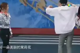 邓紫棋张靓颖玲花三位比拼高音，海豚公主不是吹的！视频封面