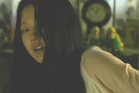 丈夫买凶杀妻，5岁儿子长大后成为黑道老大，凶残为母报仇视频封面