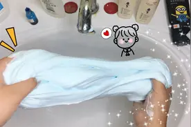 水池里做棉花泥试过吗？连刮胡泡都不用，过程解压又过瘾，无硼砂