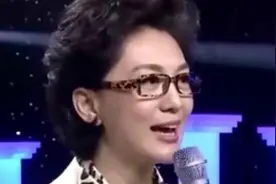 央视美女主播海霞与丈夫近照曝光，端庄优雅 高素质夫妻十分般配视频封面