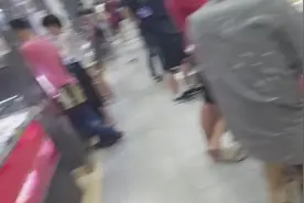 华强北手机配件分分钟成整机·