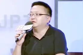 曾经相爱的两个人 一场意外让他们有了矛盾 调解后两人重归于好视频封面