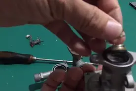 详解强排式燃气热水器的工作原理与维修8视频封面