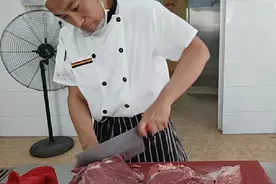 包饺子吃，猪肉上的致癌的淋巴瘤纤维瘤你去掉了吗？以后一定去视频封面
