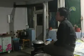 60多岁的父母不服老，在家闲不住，总想出去找活干，也不想去城里视频封面