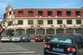 青岛湖北路德国老建筑，2月27，街道比以往冷清了很多视频封面