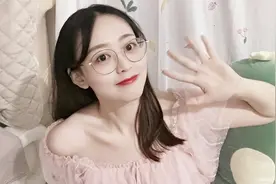 90后美女兼职做自媒体，手把手教你怎么拍vlog，全是干货赶紧收藏