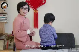 孩子扁桃体发炎、嗓子痛，这个穴位进行吸痧，帮助孩子排热