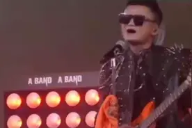《王健林PK马云》吹牛版，网友：再吹就把牛吹死了
