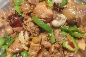 菱角米炒鸡，味道比我想象的还要好吃啊！做法简单易学，营养丰富视频封面