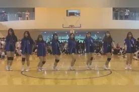 韓國高中生舞蹈翻跳串燒，男同學們都看瘋了视频封面