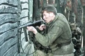 为德国卖命的苏联伪军，为非作歹抢女人，苏军狙击手不会放过他们视频封面