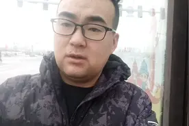 小伙做胃镜，那感觉简直太难受了。网友  :检查就是太受罪啦