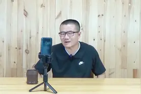 C罗vs大罗vs小罗，这三个足坛超巨谁的历史地位最高？