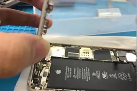 iPhone6 苹果6 顾客描述用车冲 充电之后就不开机 主板维修教程视频封面